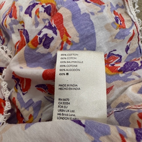 Anthropologie Mauve floral print with ruffles Blouse - Picture 6 of 6